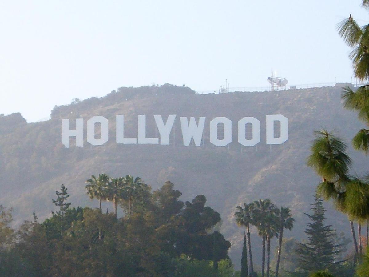 Apartment Chic & Compact Hollywood